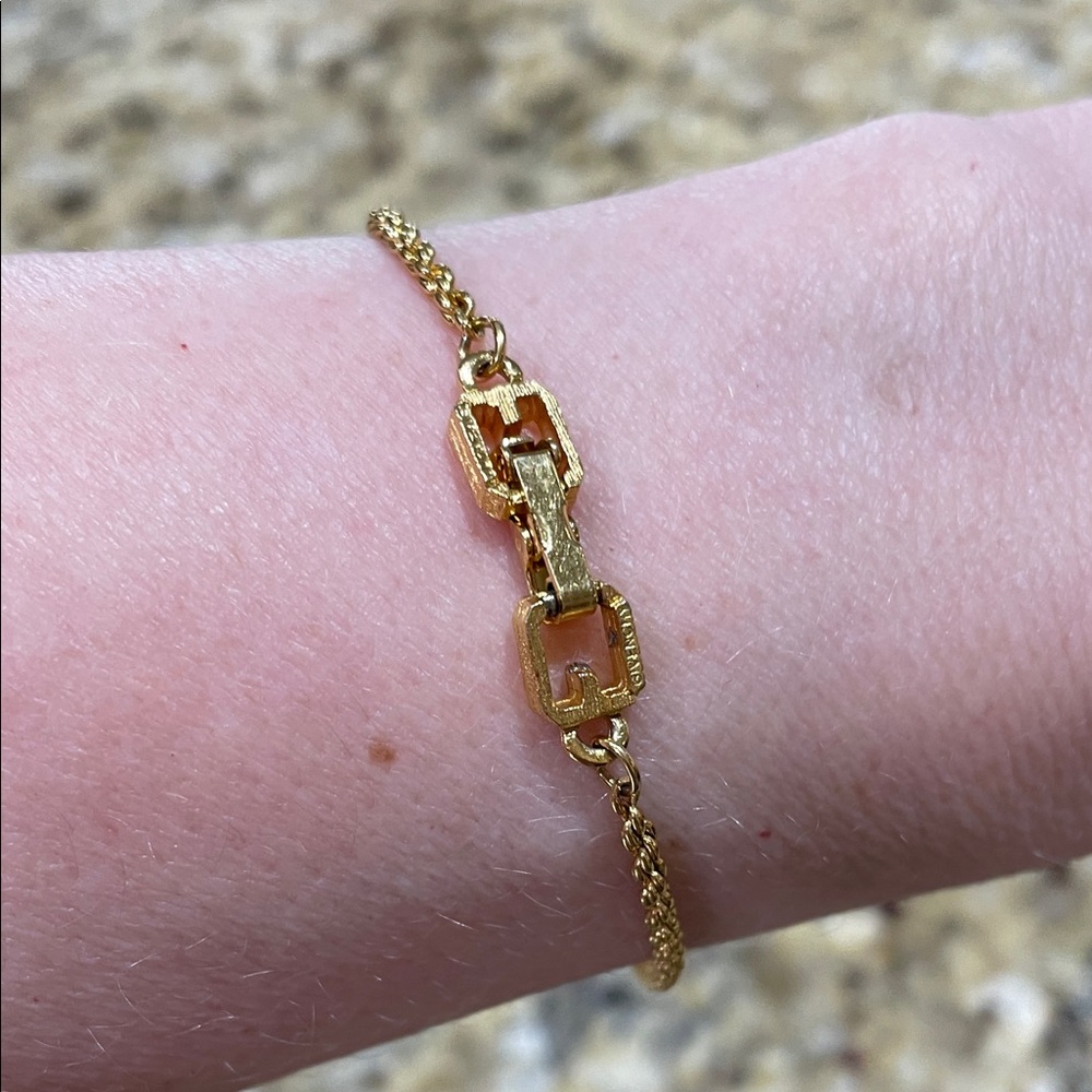 Givenchy Gold Rope Bracelet - Picture 6 of 6